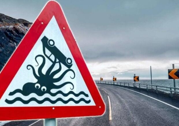 Dünyanın ən qəribə yol nişanı və onun gizli mənası