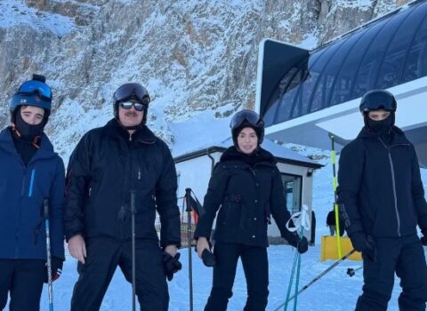 Prezident və ailə üzvləri Şahdağda – FOTO