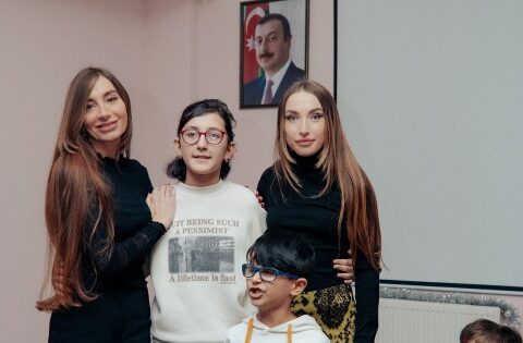 Prezidentin qızı və gəlini sığınacaqda – FOTOLAR
