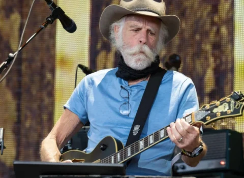 Məşhur gitaraçı vəfat etdi