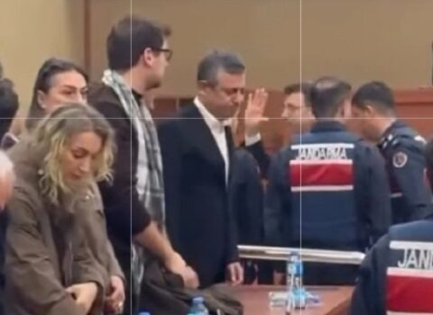 Arvadı İmamoğlunun üzünə baxmadı – VİDEO