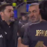 Qurban Qurbanov göz yaşlarını saxlaya bilmədi – VİDEO