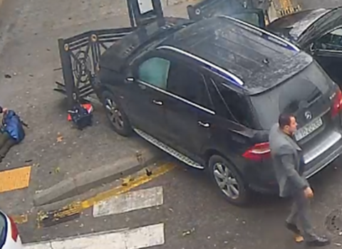 Azyaşlı vuruldu, düşüb o biri sürücü ilə dava etdi – VİDEO