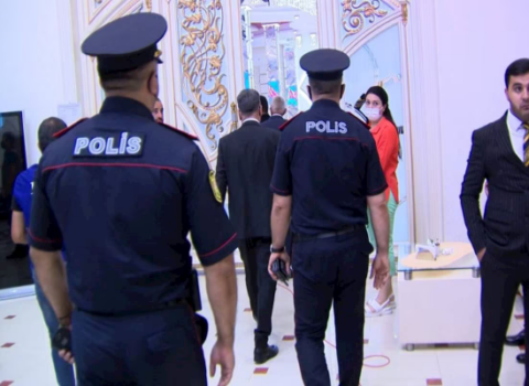 Toydan sonra dava düşdü — Vəzifəli şəxsin köməkçisi qonağı döydü: MƏHKƏMƏ