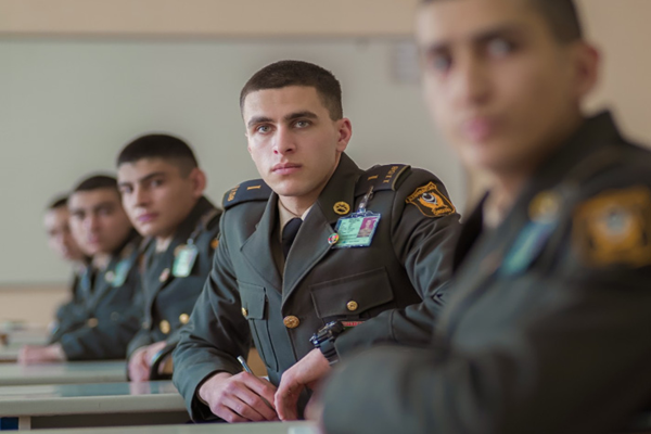 Hərbi kolleclərə qəbul olmaq istəyənlərin NƏZƏRİNƏ: Həm güzəşt qazanacaqsız, həm də… Hərbi kolleclərə qəbul olmaq istəyənlərin NƏZƏRİNƏ: Həm güzəşt qazanacaqsız, həm də…