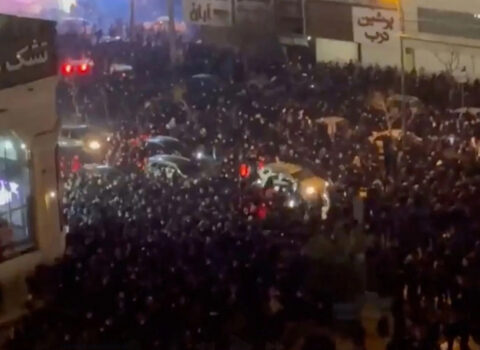 İranda 217 etirazçı öldürülüb?