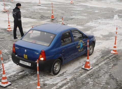 Rusiyada sürücülük vəsiqəsi almaq çətinləşəcək