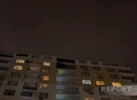 Bakıda yaşayış binasında yanğın