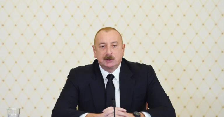 İlham Əliyev: “İqtisadi inkişafda bu il əldə olunmuş uğurlarla fəxr edə bilərik” İlham Əliyev: “İqtisadi inkişafda bu il əldə olunmuş uğurlarla fəxr edə bilərik”