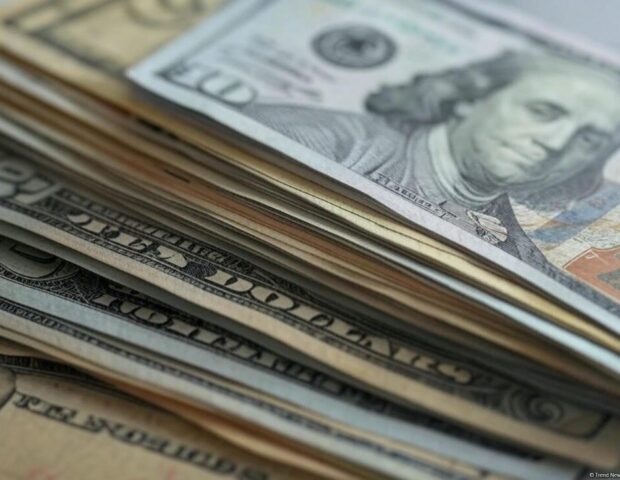 Pulunu dollarlarla saxlayanlara ŞAD XƏBƏR