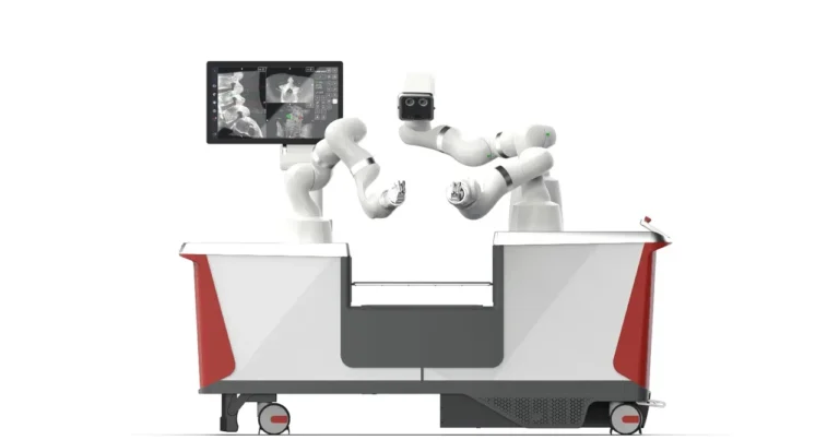 Dünyanın ilk “insansı cərrah robotu” təqdim edildi: Əməliyyatlara hazırdır (VİDEO)