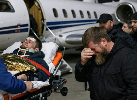 Adəm Kadırov təcili Moskvaya aparıldı