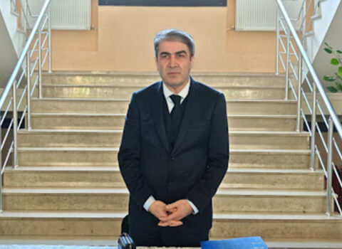 Bu dəfə 21 illik müavini ilə yanaşı – Onları da işdən çıxardı