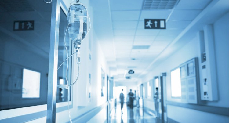 Qəzada xəsarət alan qadın öldü Qəzada xəsarət alan qadın öldü