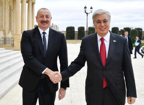 Tokayev: İlham Əliyev fiziki cəhətdən güclüdür