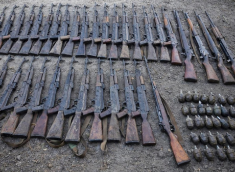 Polis iki gündə 26 avtomat, 11 tüfəng, 26 qumbara aşkarlandı