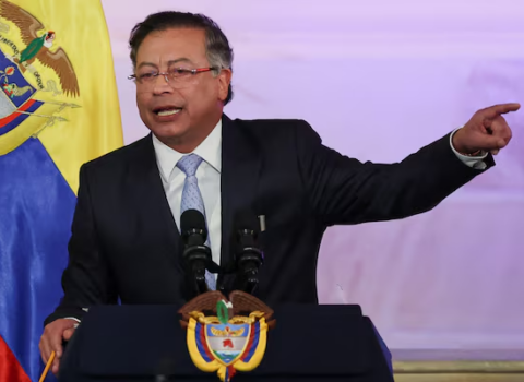 Kolumbiya prezidenti Trampa və ABŞ-a xəbərdarlıq etdi: “Qətiyyətlə cavab veriləcək”