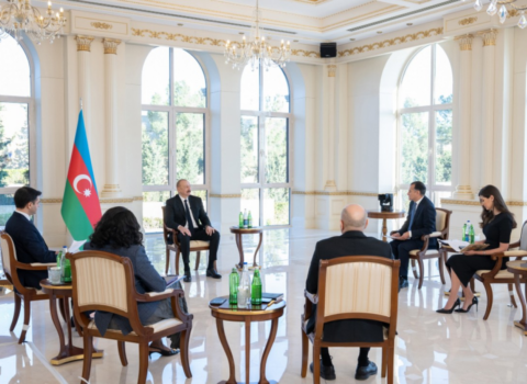 Prezident yerli televiziya kanallarına müsahibə verdi