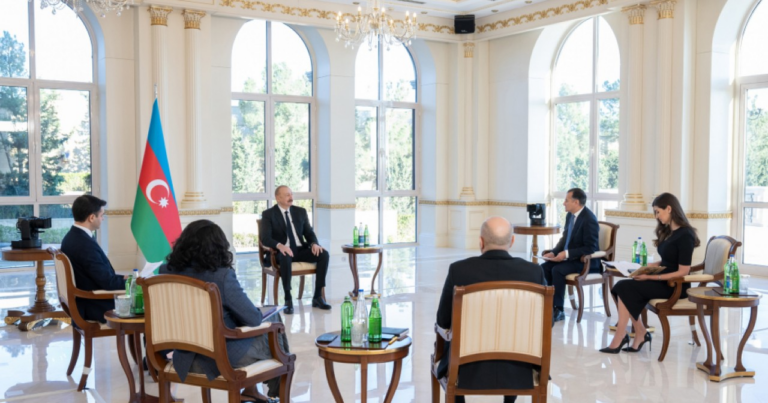 Prezident yerli televiziya kanallarına müsahibə verdi