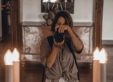 Rusiyalı fotoqraf qızın Şri-Lankada müəmmalı ölümü – FOTO