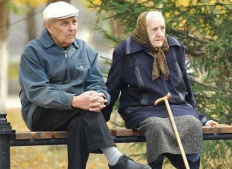 Yaşı 100 və daha yuxarı olan pensiyaçıların sayı açıqlandı