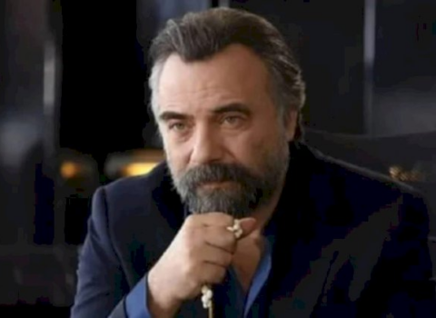 Oktay Kaynarca danışdı: “Alnım açıq, başım dikdir”