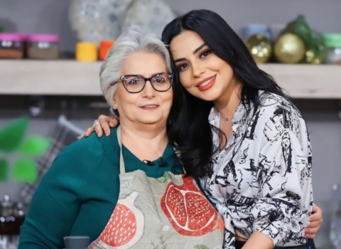 Vüsalənin anası xəstəxanaya yerləşdirildi – FOTO