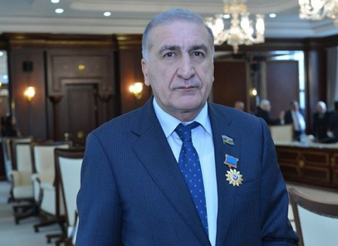 Sabiq deputatın külli miqdarda borcu var