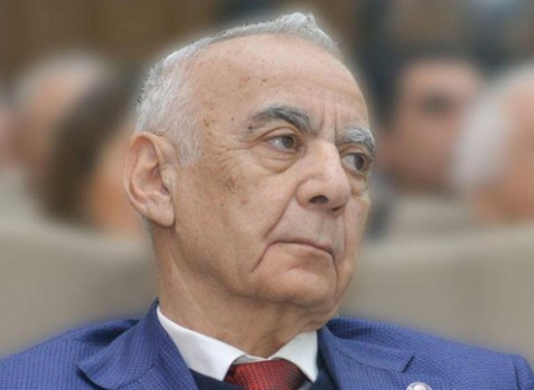 Hacıbala Abutalıbov Bakını tərk etdi: Görün harada yaşayacaq