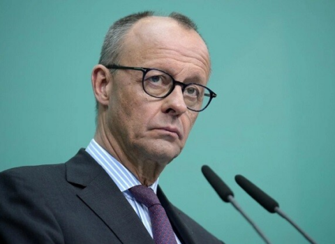 Merz almanlara çağırış etdi: Çox işləyin!