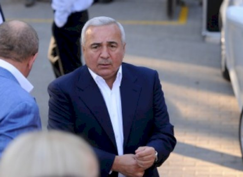 Azərbaycanın məşhur milyarderinin dövlətə külli miqdarda borcu var
