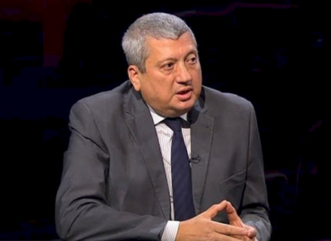 Zülfüqarov Paşinyanı təriflədi: Müsbət qiymətləndirilməlidir