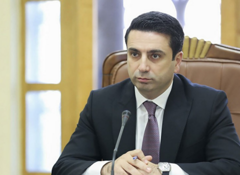 Simonyan Hakan Fidana CAVAB VERDİ
