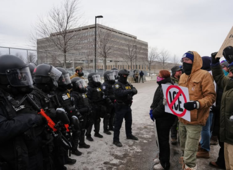 Pentaqon Minnesotaya 1500 əsgər göndərməyə hazırdır