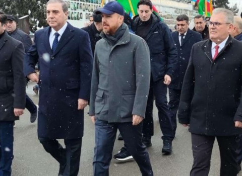 Ərdoğanın oğlu Şəhidlər xiyabanını ziyarət etdi – FOTO