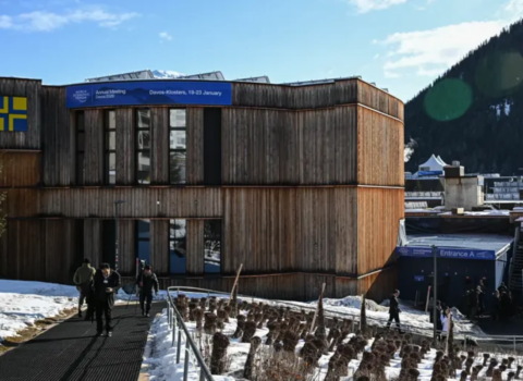 Davosda yanğın həyəcana səbəb oldu – İnsanlar təxliyə edildi