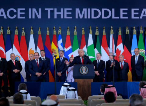 Avropa TƏŞVİŞDƏ: “Sülh Şurası” BMT-yə alternativ kimi yaradılıb?