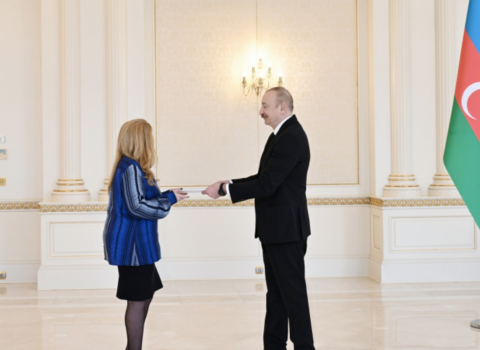 Prezident yeni səfirlərin etimadnamələrini qəbul etdi – FOTOLAR