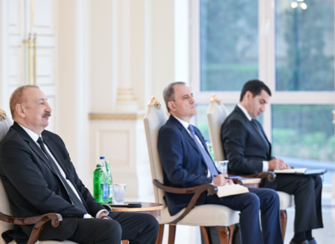 İlham Əliyev İndoneziya Prezidentini Azərbaycana səfərə dəvət edib