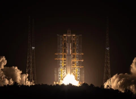 Çinin peykinin orbitə buraxılışı zamanı qəza baş verdi