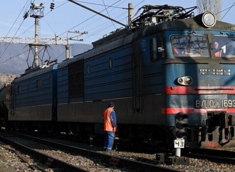 Azərbaycandan Ermənistana 979 ton yanacaq göndərildi