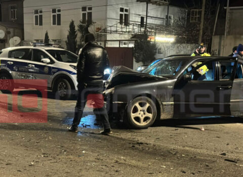 Sumqayıtda qəza – Üç nəfər xəsarət alıb – FOTO