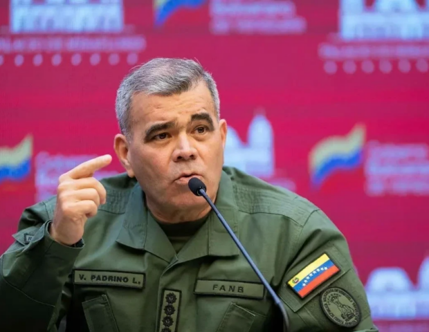 Müdafiə naziri venesuelalılara çağırış etdi