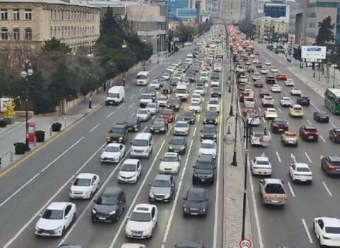 Paytaxtda sıxlıq olan küçələrin SİYAHISI