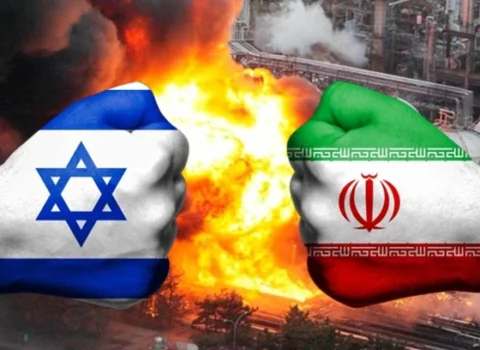 Tehranda raket hücumu: Xameneinin ailə üzvləri həlak oldu