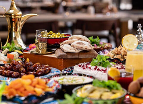 Restoranlardakı iftar menyuları dinə ziddir