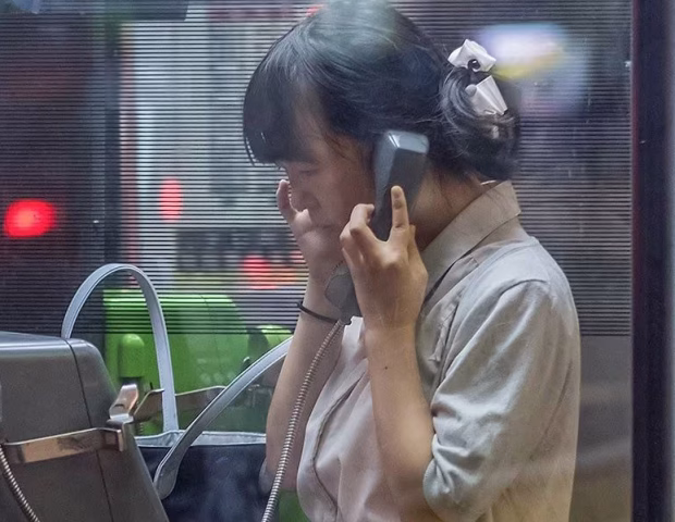 Vəfat edənlərlə “danışmaq” üçün telefon kabinəsi