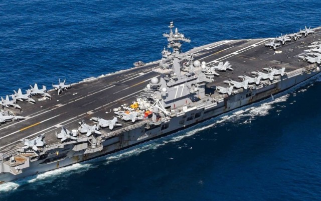 “Linkoln” Ərəbistan dənizinə çatdı