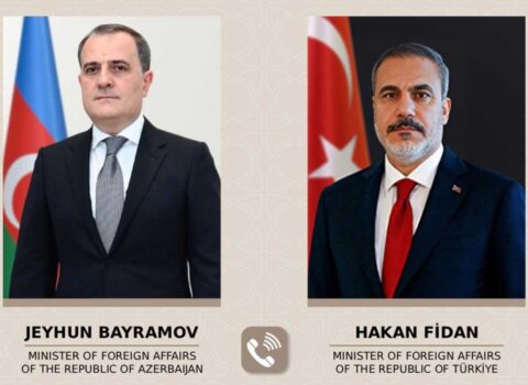 Ceyhun Bayramov türkiyəli həmkarı ilə müzakirə apardı