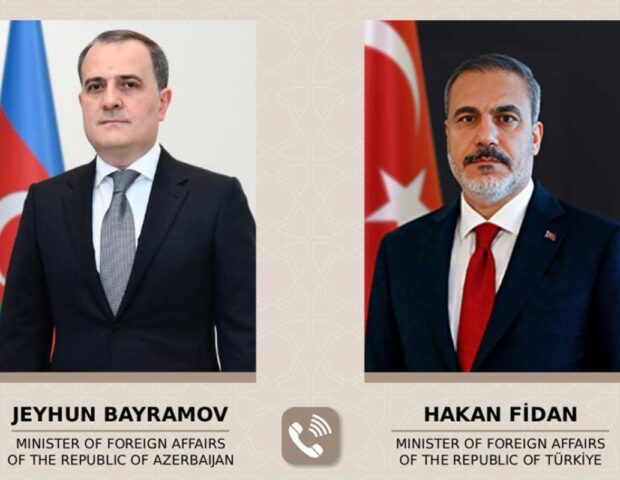 Ceyhun Bayramov türkiyəli həmkarı ilə müzakirə apardı